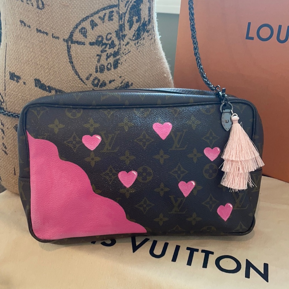 Louis Vuitton Trousse Toilet 28